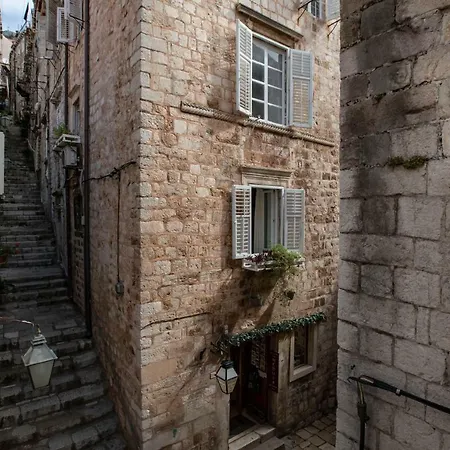 Gama アパート ドゥブロブニク