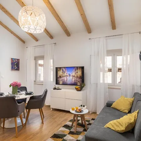 Gama Apartment *